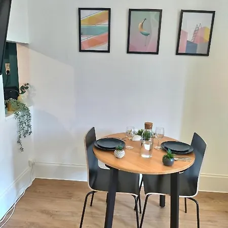 Appartement T1 Le Pastel Parking Netflix Wifi Gare à Évreux Extérieur photo
